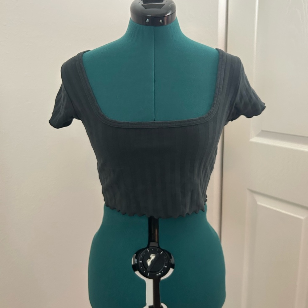 aerie top